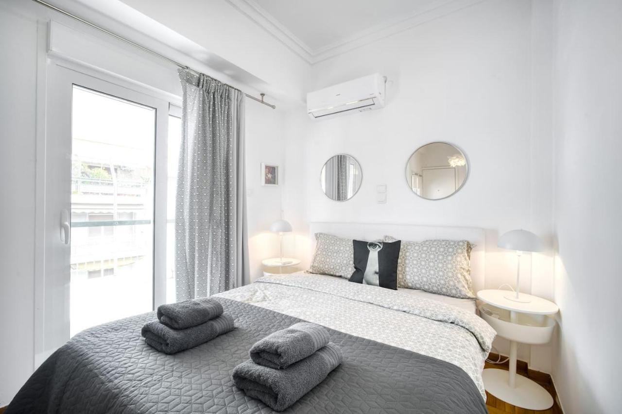 The Cactus Apartment With Large Sunny Balcony Athen Exterior foto